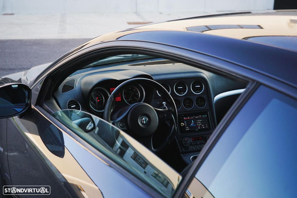 Alfa Romeo Brera 2.0 JTDM - 16