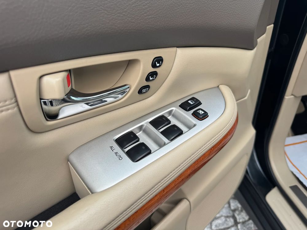 Lexus RX 300 Executive - 28