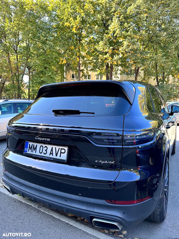 Porsche Cayenne - 16