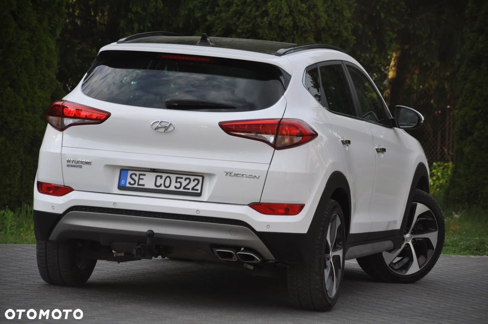 Hyundai Tucson 2.0 CRDi 2WD Trend - 24