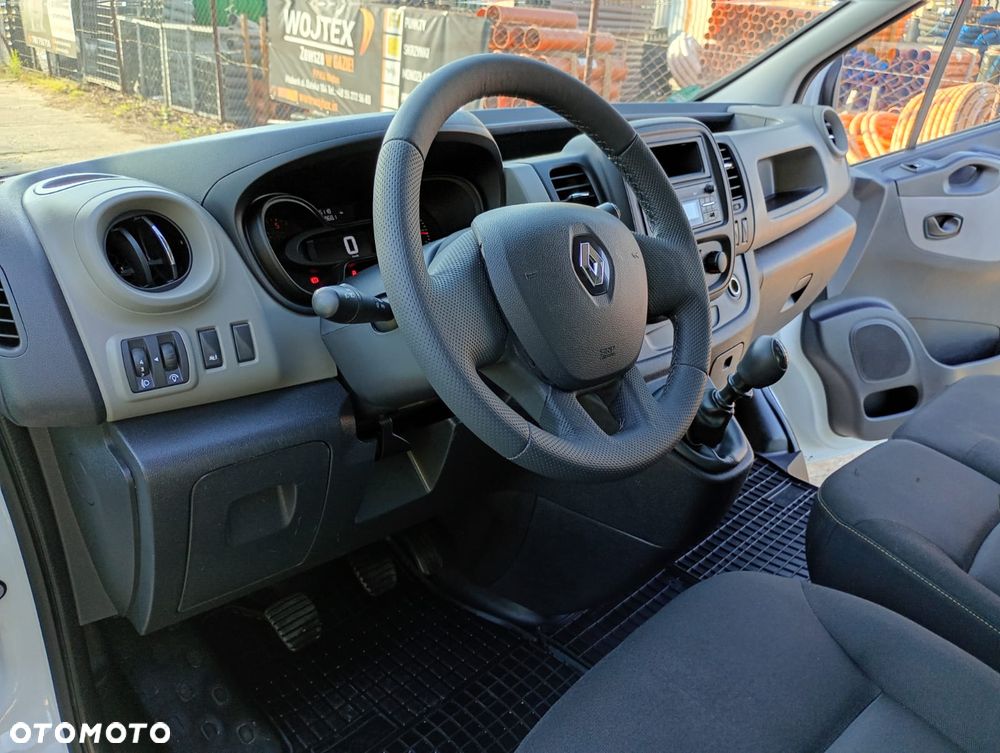 Renault Trafic - 8