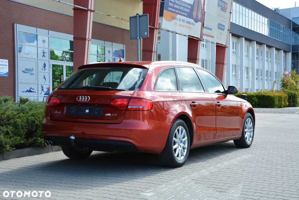 Audi A4 Avant - 4