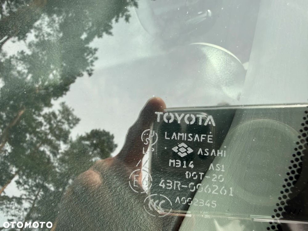 Toyota RAV4 - 16