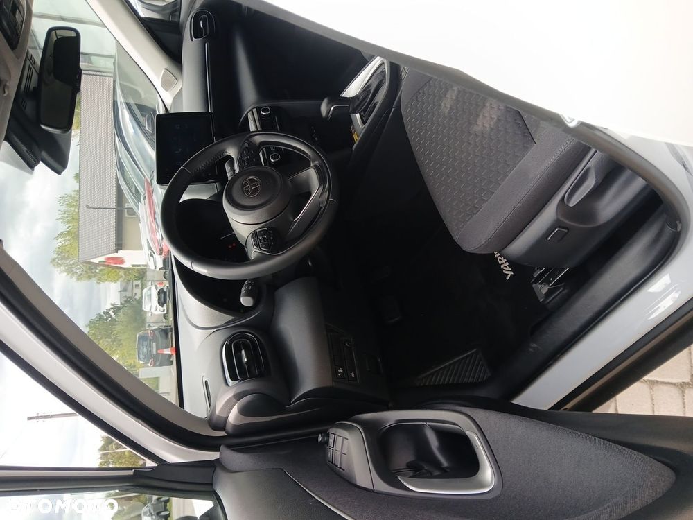 Toyota Yaris Cross Hybrid 1.5 Comfort - 20