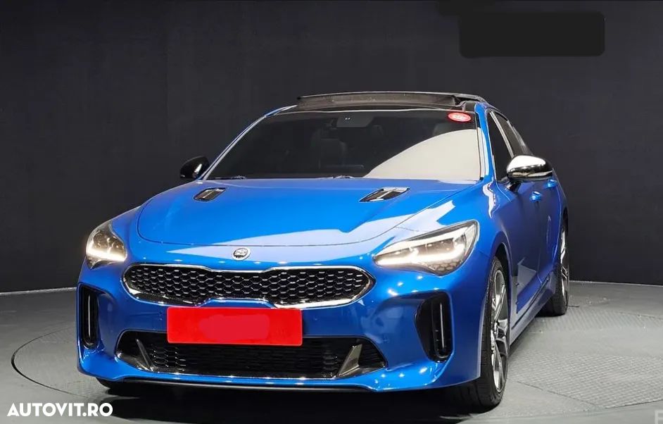 Kia Stinger - 2