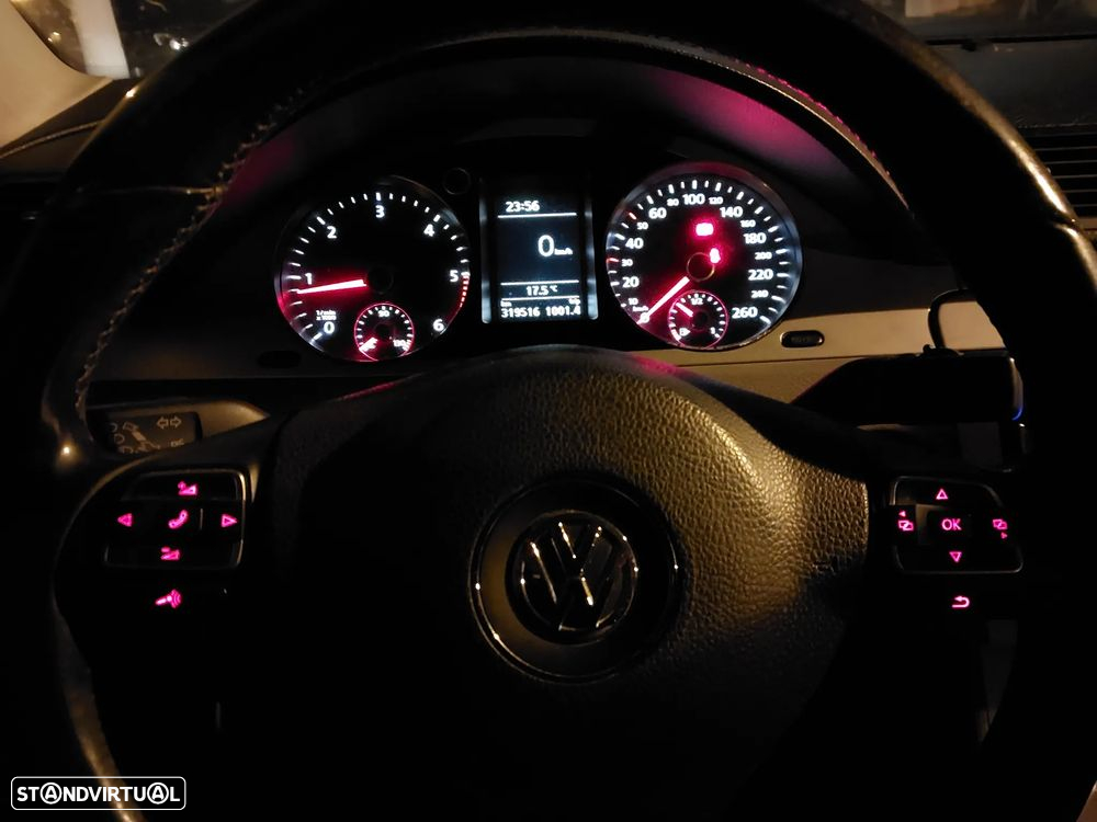 VW Passat Variant 1.6 TDI Confortline BlueMotion - 4