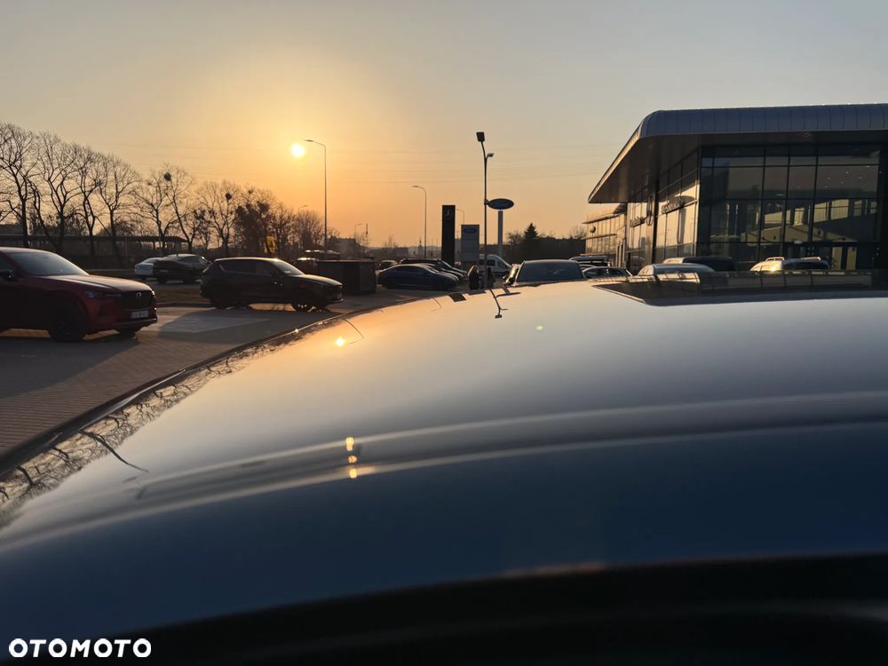 Mercedes-Benz Klasa E 220 d 4-Matic 9G-TRONIC - 28