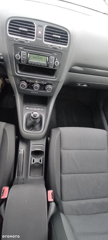 Volkswagen Golf 1.6 Comfortline - 16