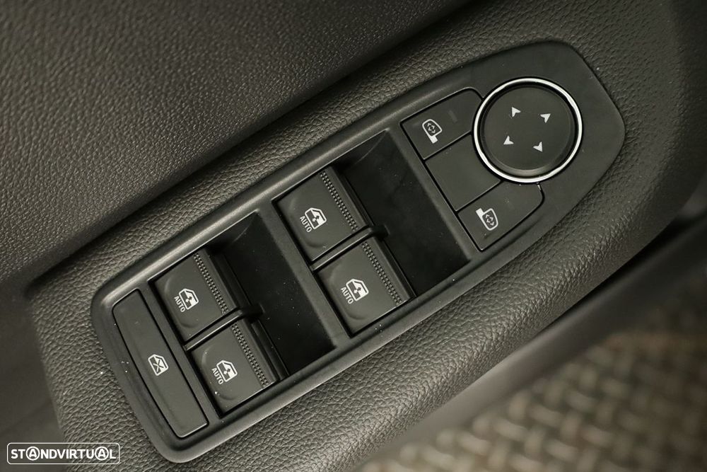 Renault Clio 1.0 TCe Evolution Bi-Fuel - 20