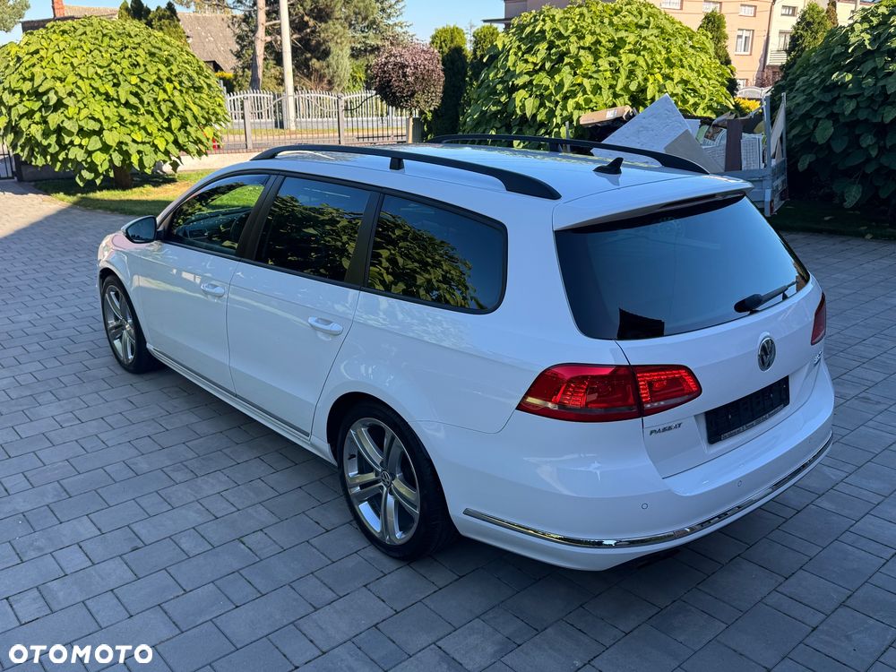 Volkswagen Passat 2.0 TDI Highline R-Style DSG - 12