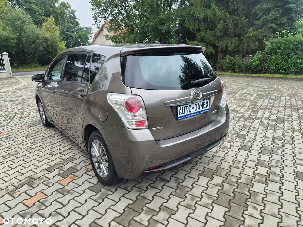 Toyota Verso 1.8 5-Sitzer Edition-S - 8