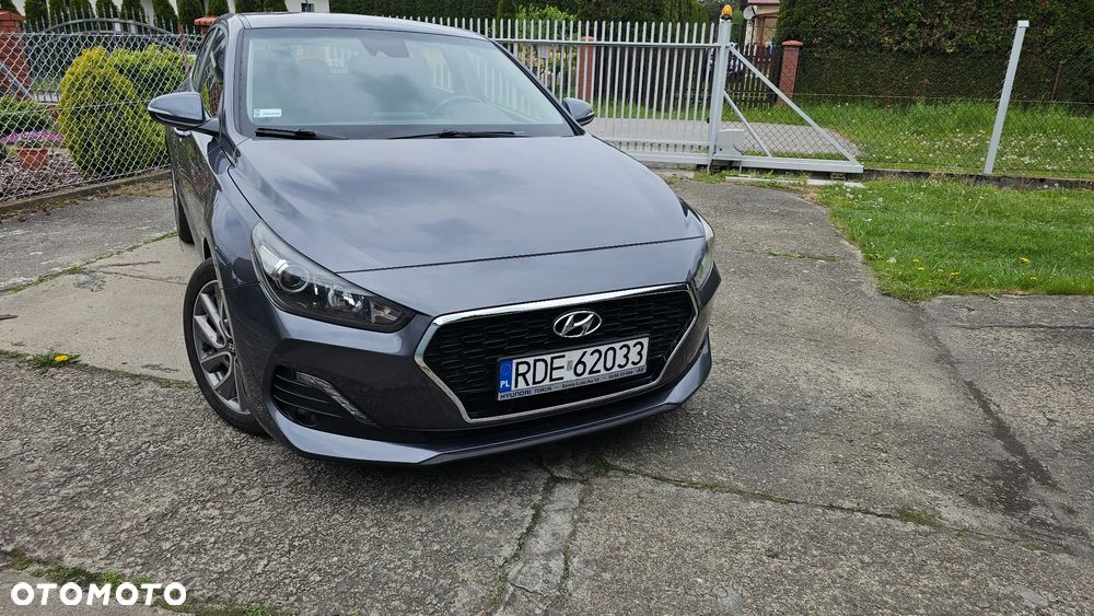 Hyundai i30 1.4 T-GDI Comfort DCT - 4