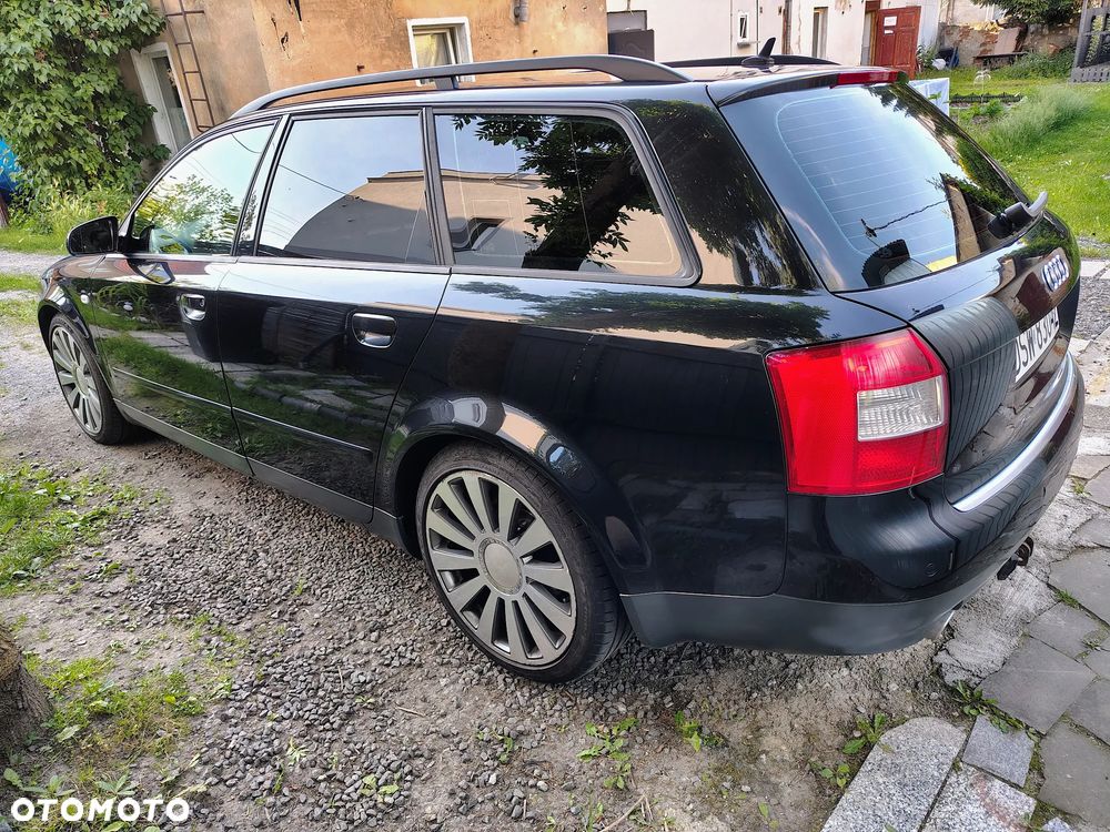 Audi A4 Avant 1.8T Quattro - 4