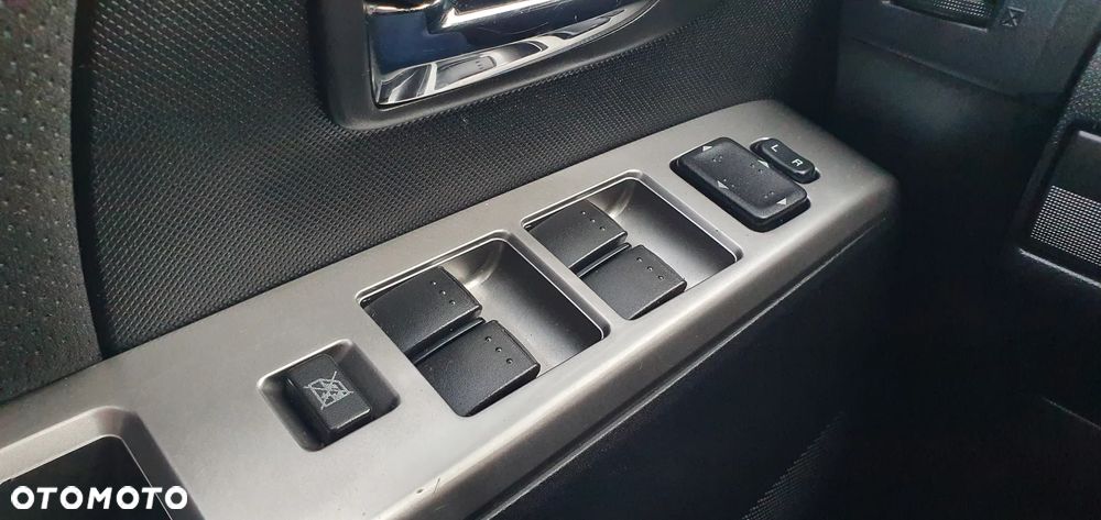 Mazda 5 2.0 Exclusive - 27