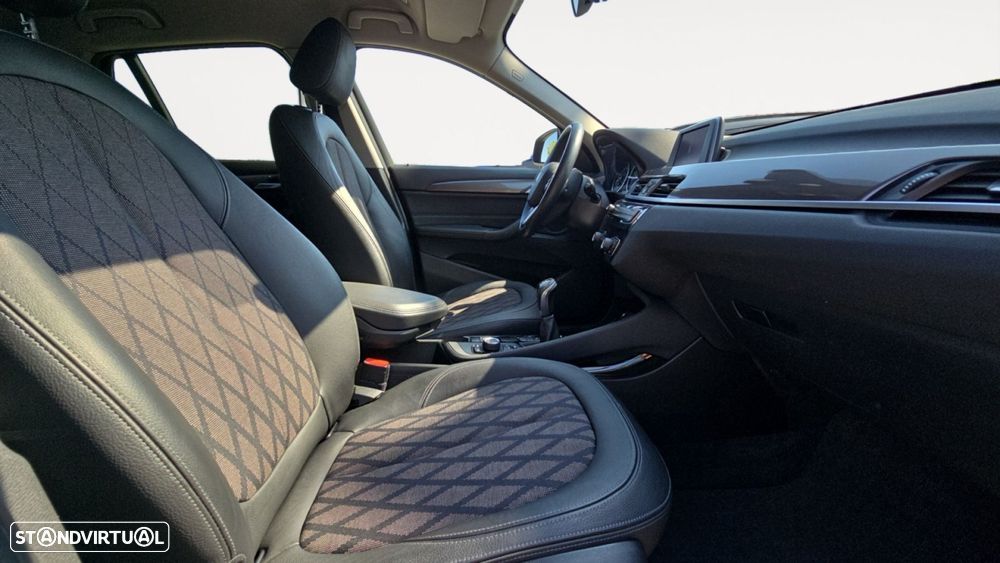 BMW X1 16 d sDrive Line xLine - 3