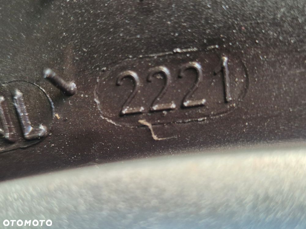 Kia Ceed - 26