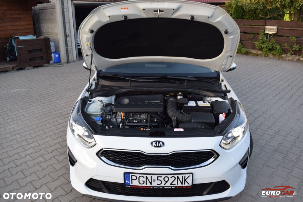 Kia Ceed 1.4 T-GDI L Business Line - 31