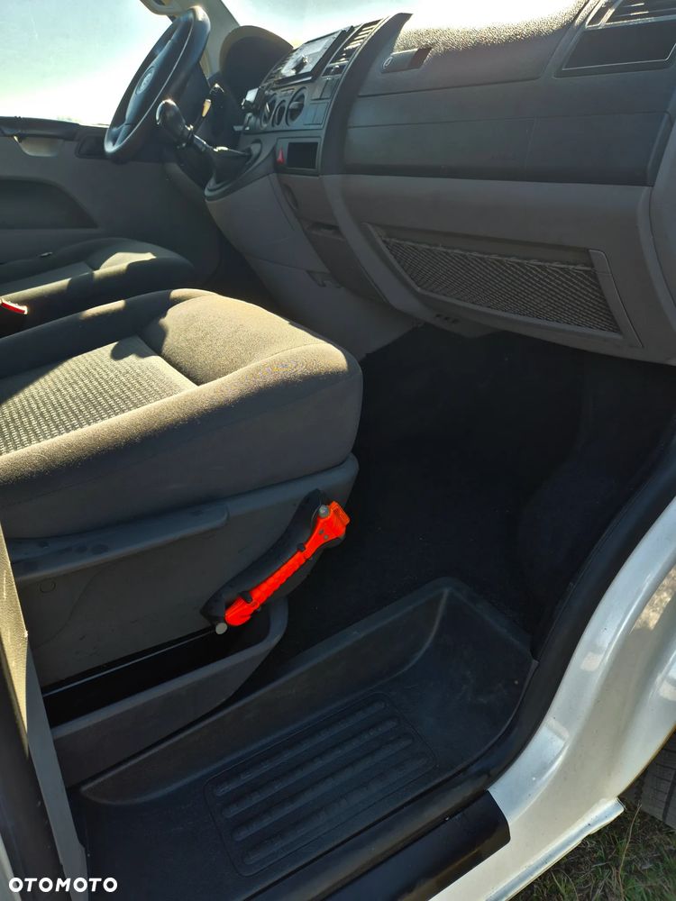 Volkswagen Transporter - 16