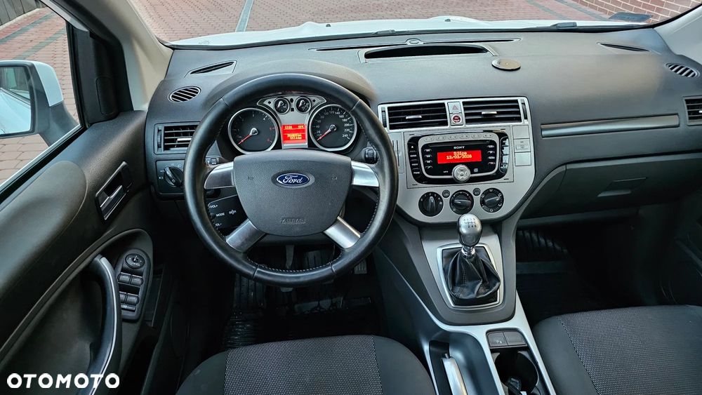 Ford Kuga 2.0 TDCi 2x4 Trend - 33