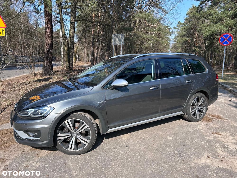 Volkswagen Golf Alltrack - 2