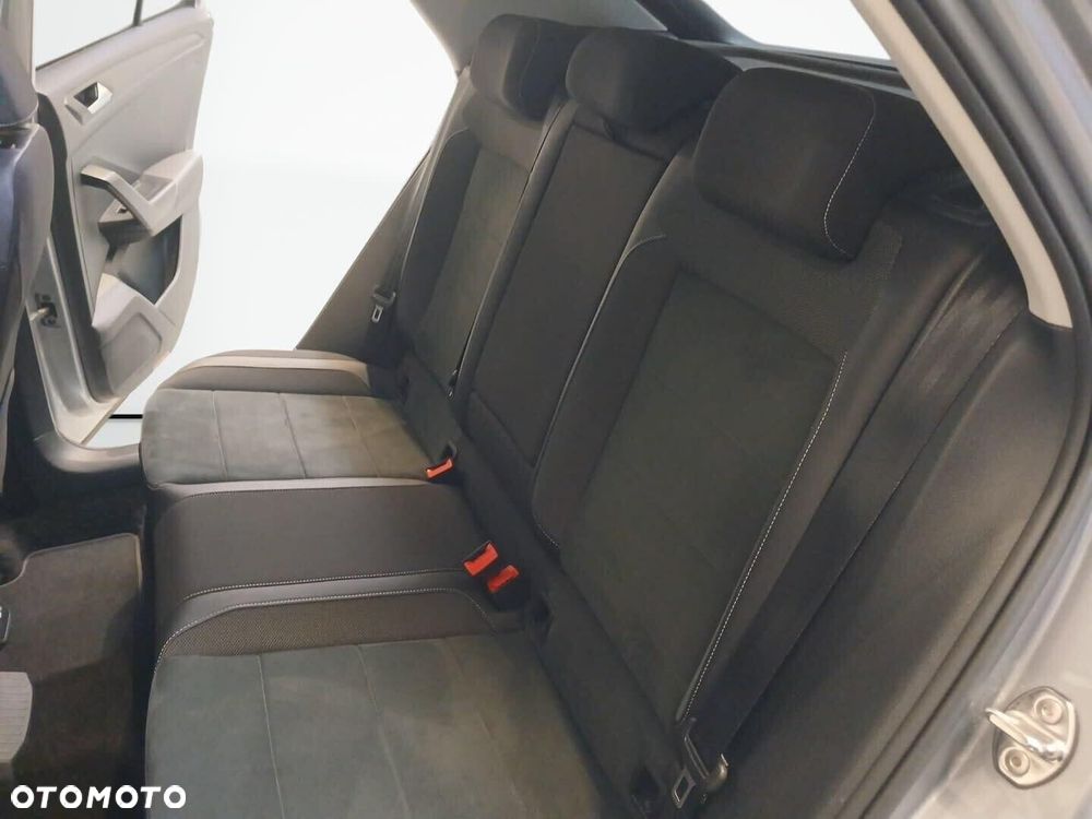 Volkswagen T-Roc 1.5 TSI Style DSG - 31