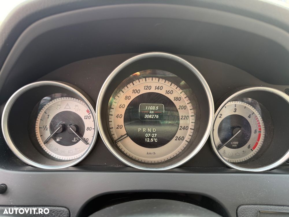 Mercedes-Benz C 220 CDI DPF (BlueEFFICIENCY) 7G-TRONIC Avantgarde - 6