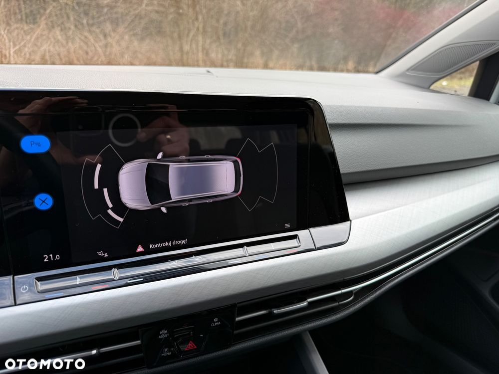 Volkswagen Golf - 33