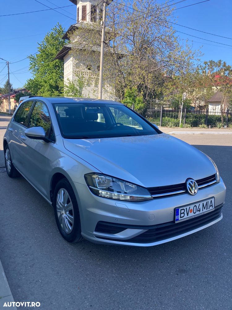Volkswagen Golf 1.6 TDI SCR Comfortline - 3