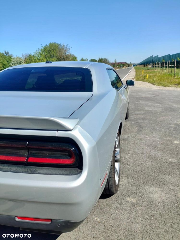 Dodge Challenger 5.7 R/T - 11