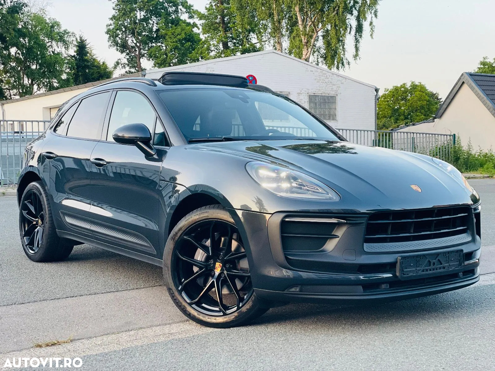 Porsche Macan - 3