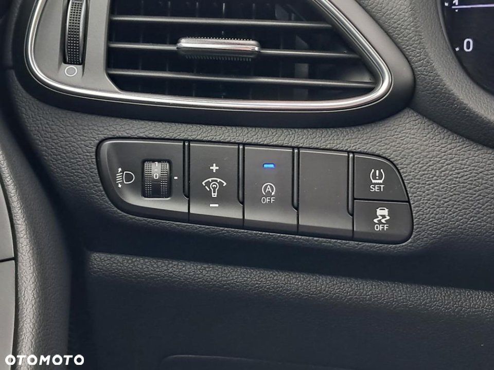 Hyundai i30 - 18