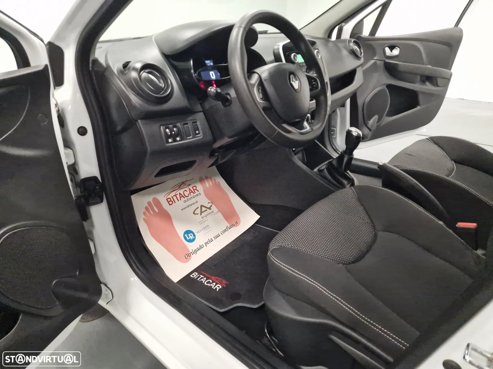 Renault CLIO SOCIETE 1.5 DCI ZEN IVA DEDUTIVEL - 53