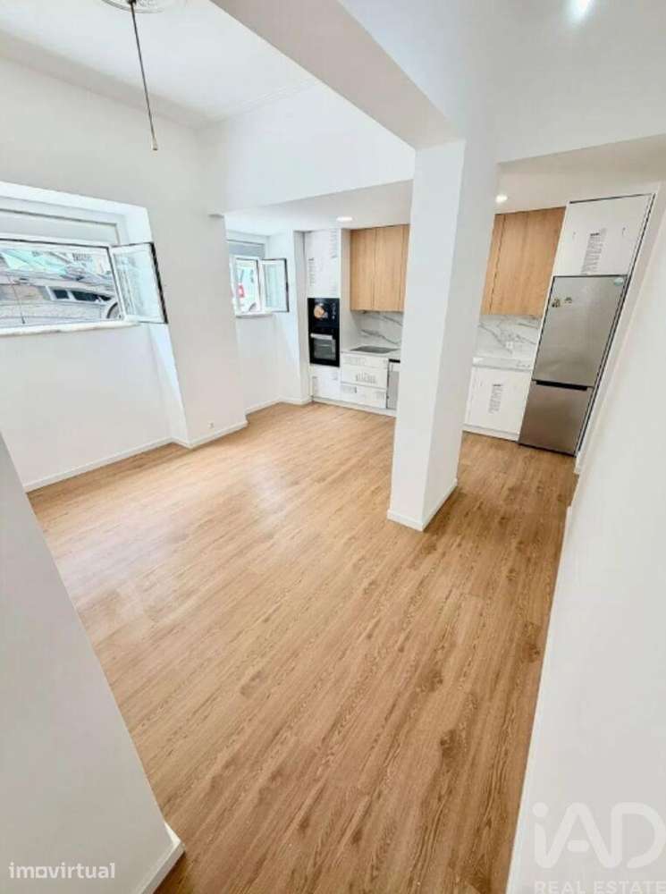 Apartamento T3 em Beato de 90 m2 - Grande imagem: 2/18
