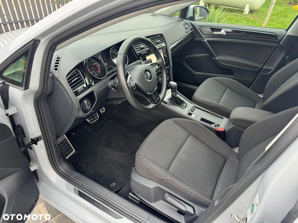 Volkswagen Golf 1.6 TDI SCR DSG Comfortline - 14