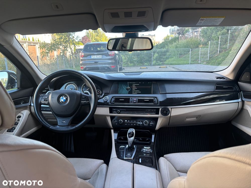 BMW Seria 5 535i xDrive - 8