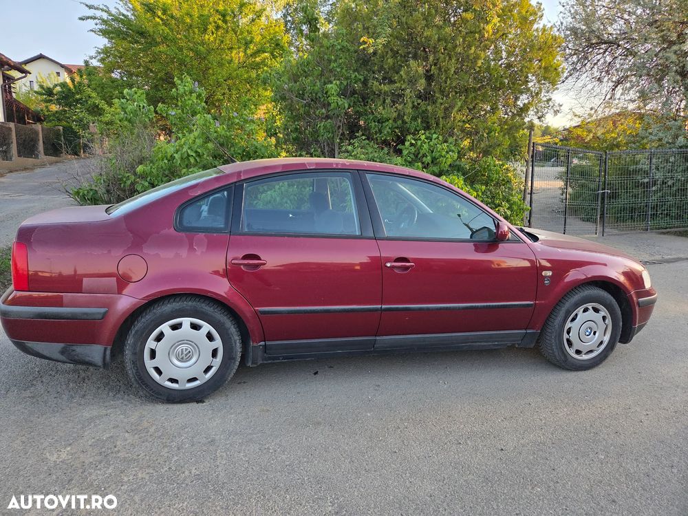 Volkswagen Passat - 2