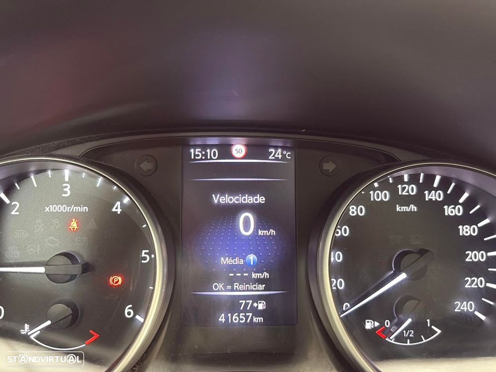 Nissan Qashqai 1.5 dCi N-Connecta - 11