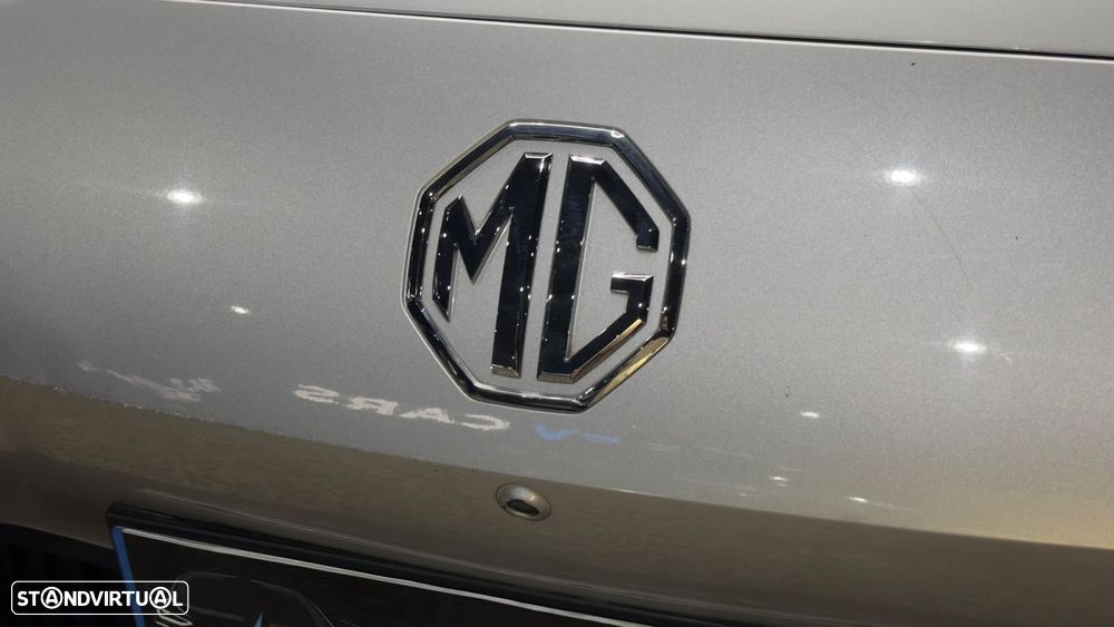 MG MG4 77 kWh Extended Range Luxury - 10