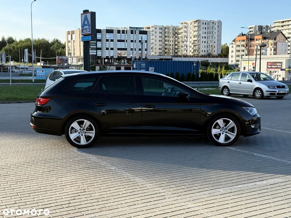 Seat Leon ST 2.0 TDI DPF DSG FR - 4