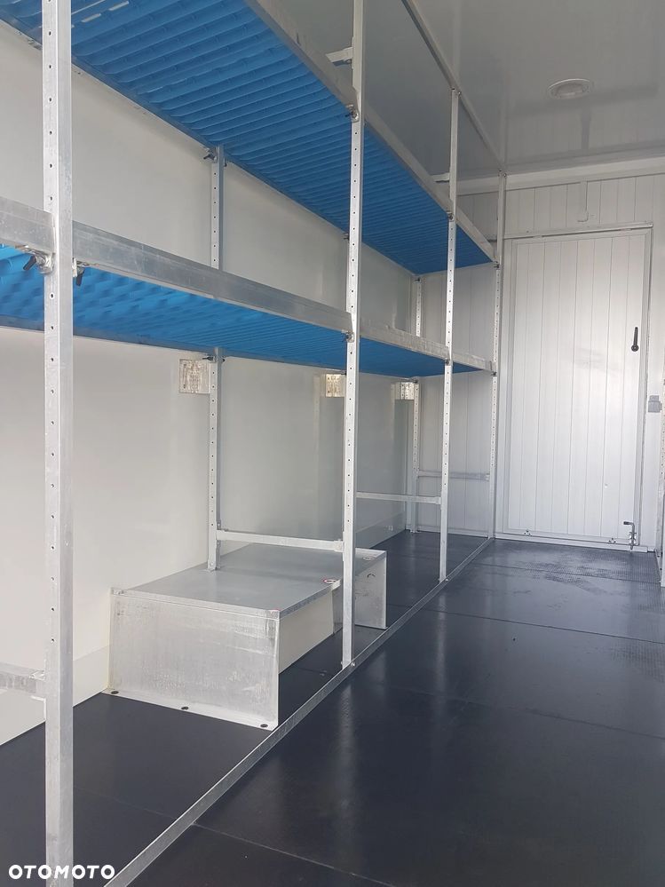 Iveco DAILY KONTENER NISKOPODŁOGOWY 4,43x2,23x2,42 SKLEP FOODTRUCK BAR KLIMA KONIOWÓZ KAMPER - 18