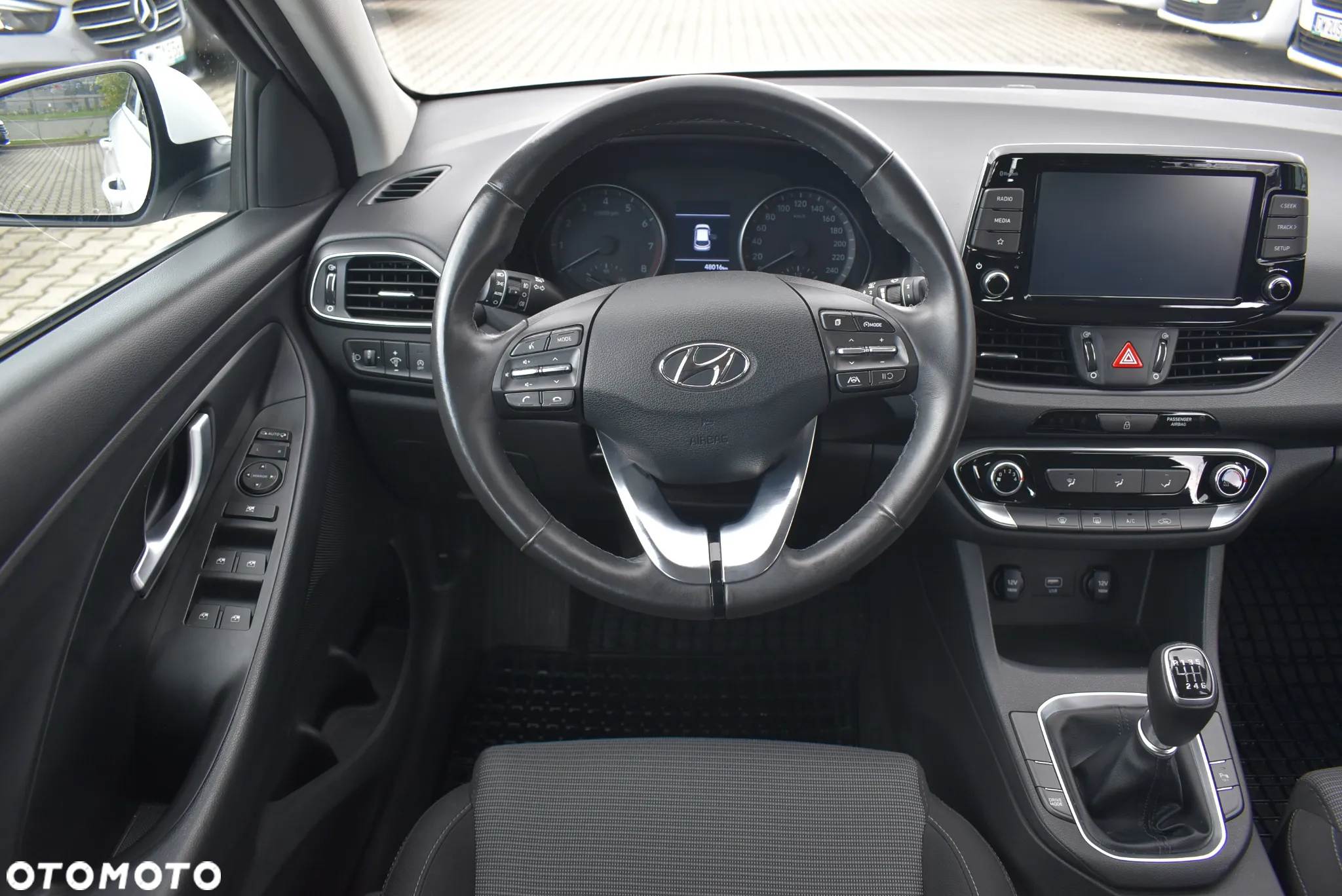 Hyundai i30 1.5 T-GDI 48V Modern - 19