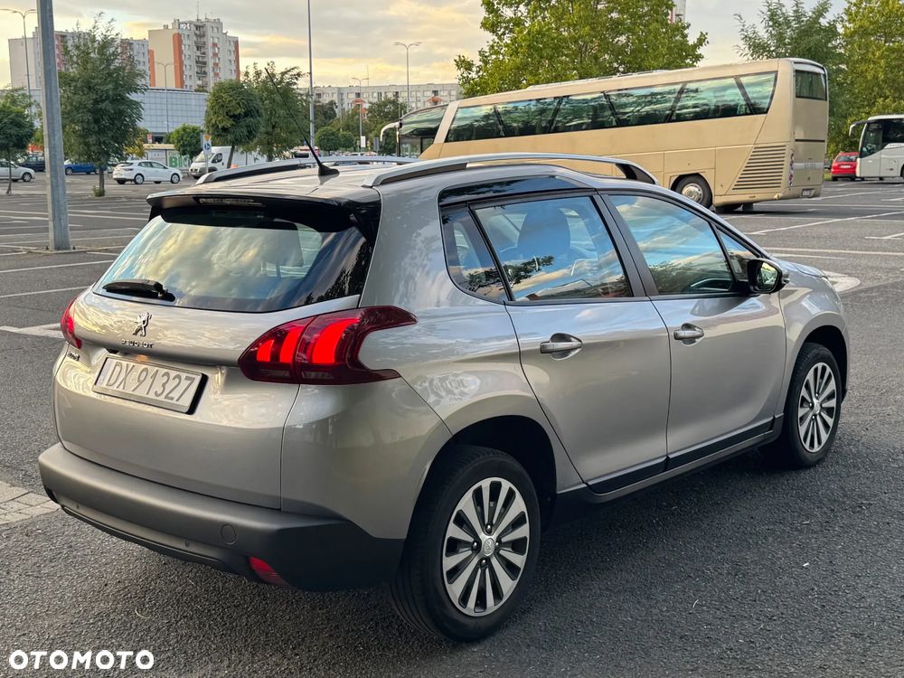 Peugeot 2008 - 4