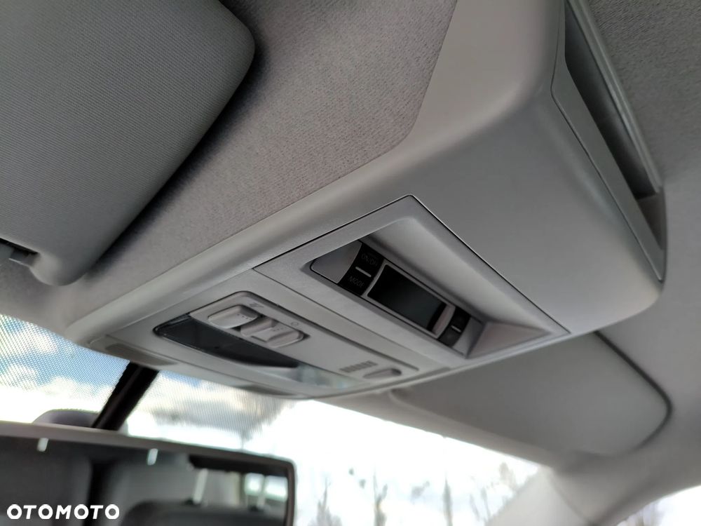 Volkswagen Transporter - 27