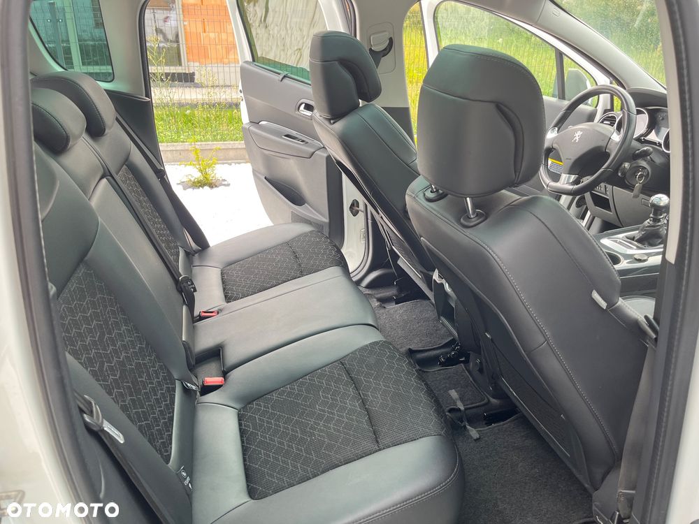 Peugeot 3008 BlueHDi 120 Stop & Start Allure - 9