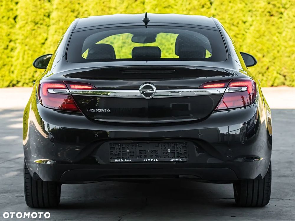 Opel Insignia - 11