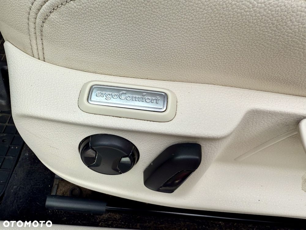 Volkswagen Passat 1.8 TSI BMT Highline DSG - 20