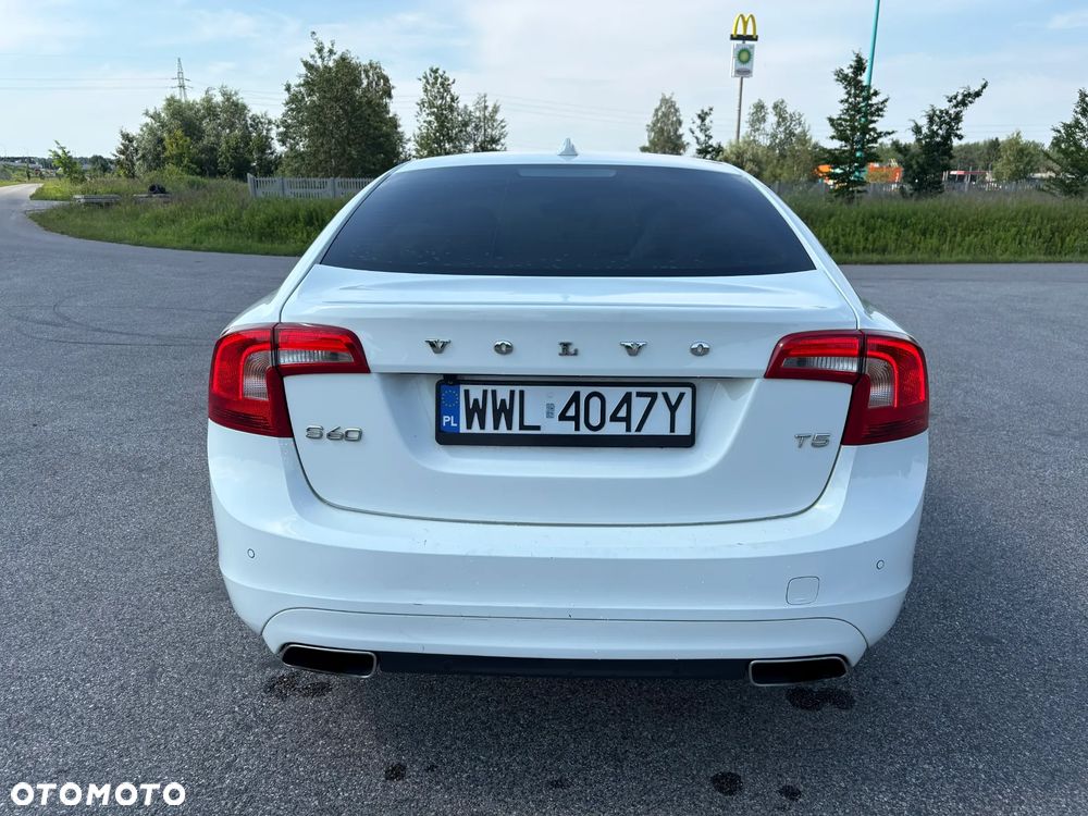 Volvo S60 T5 Drive-E Summum - 3