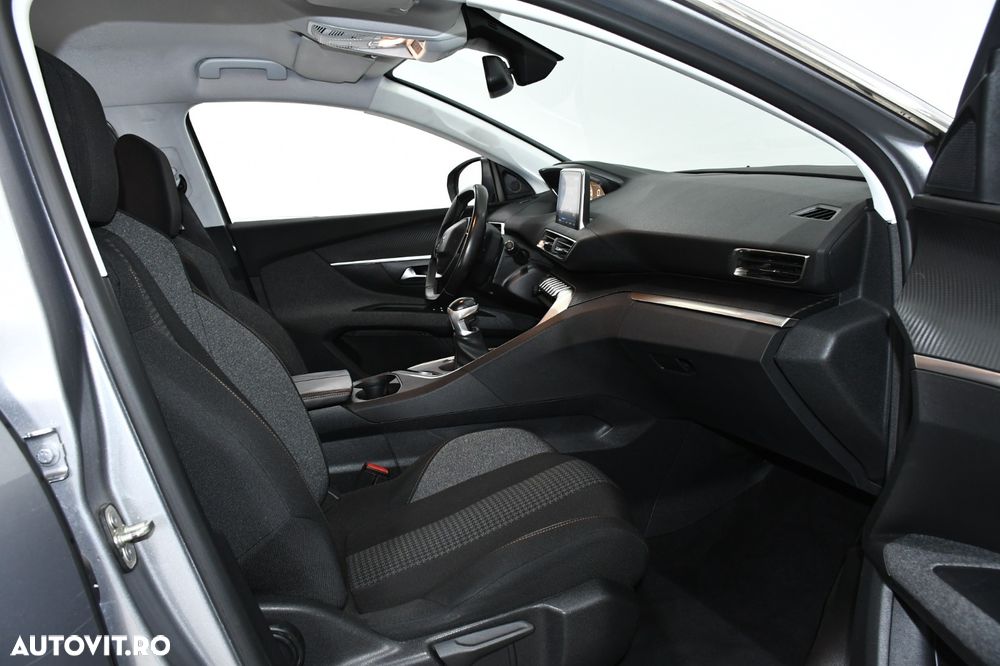 Peugeot 5008 1.2 Puretech Turbo s&s Active - 12