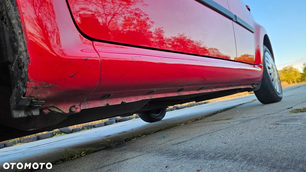 Peugeot 107 ver-1-0-urban-move - 7