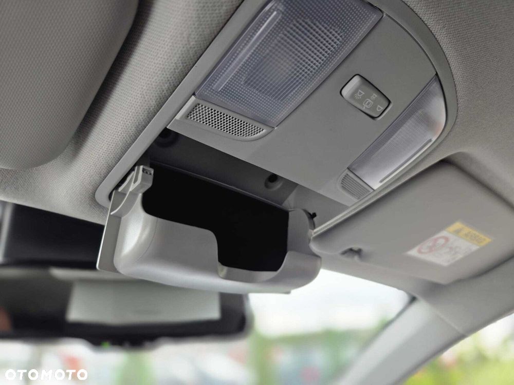 Kia Stonic - 26